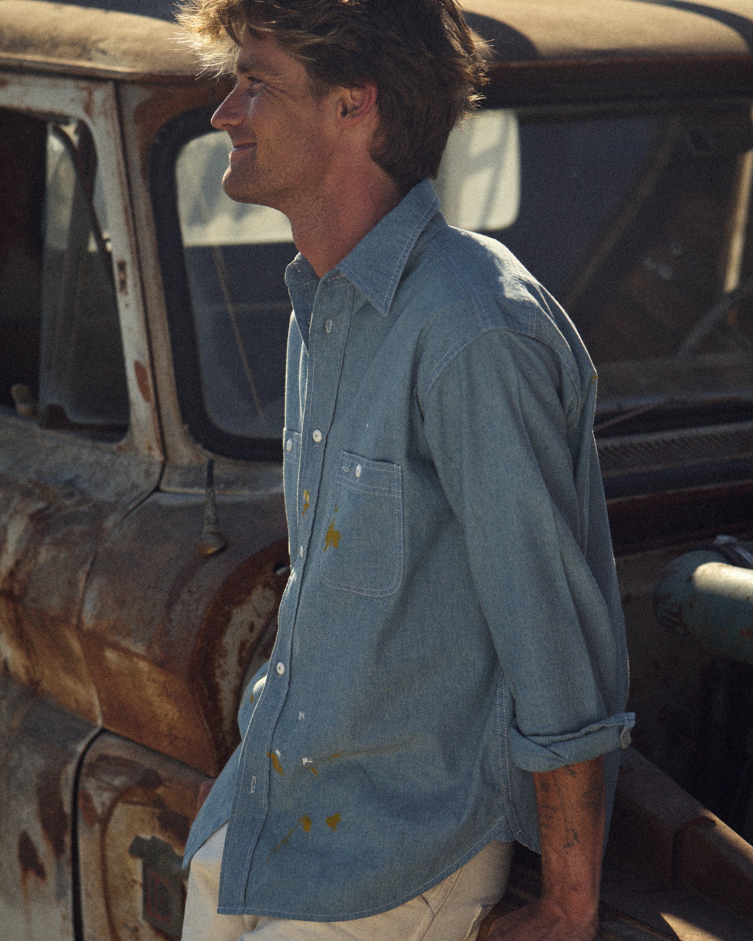 PAINTER'S CHAMBRAY SHIRT