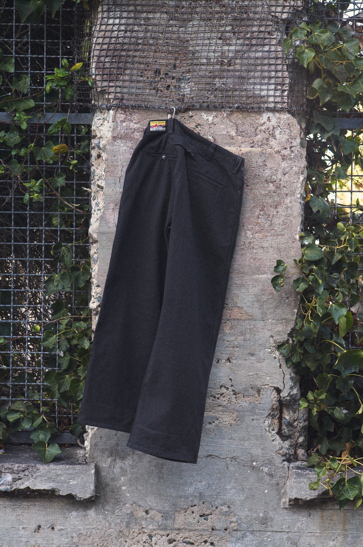 FRISKO JEAN [WASHED BLACK]