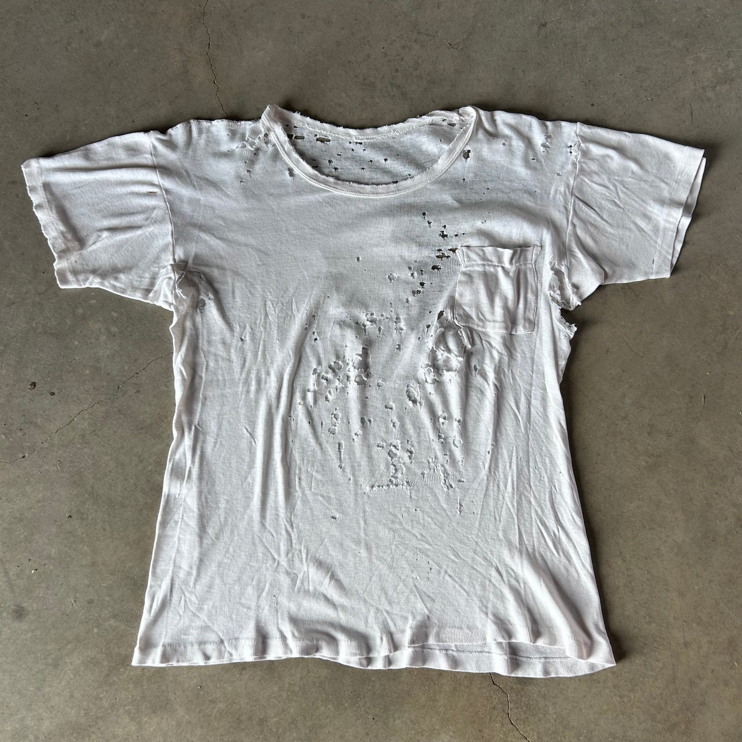 1940S THRASHED POCKET TEE