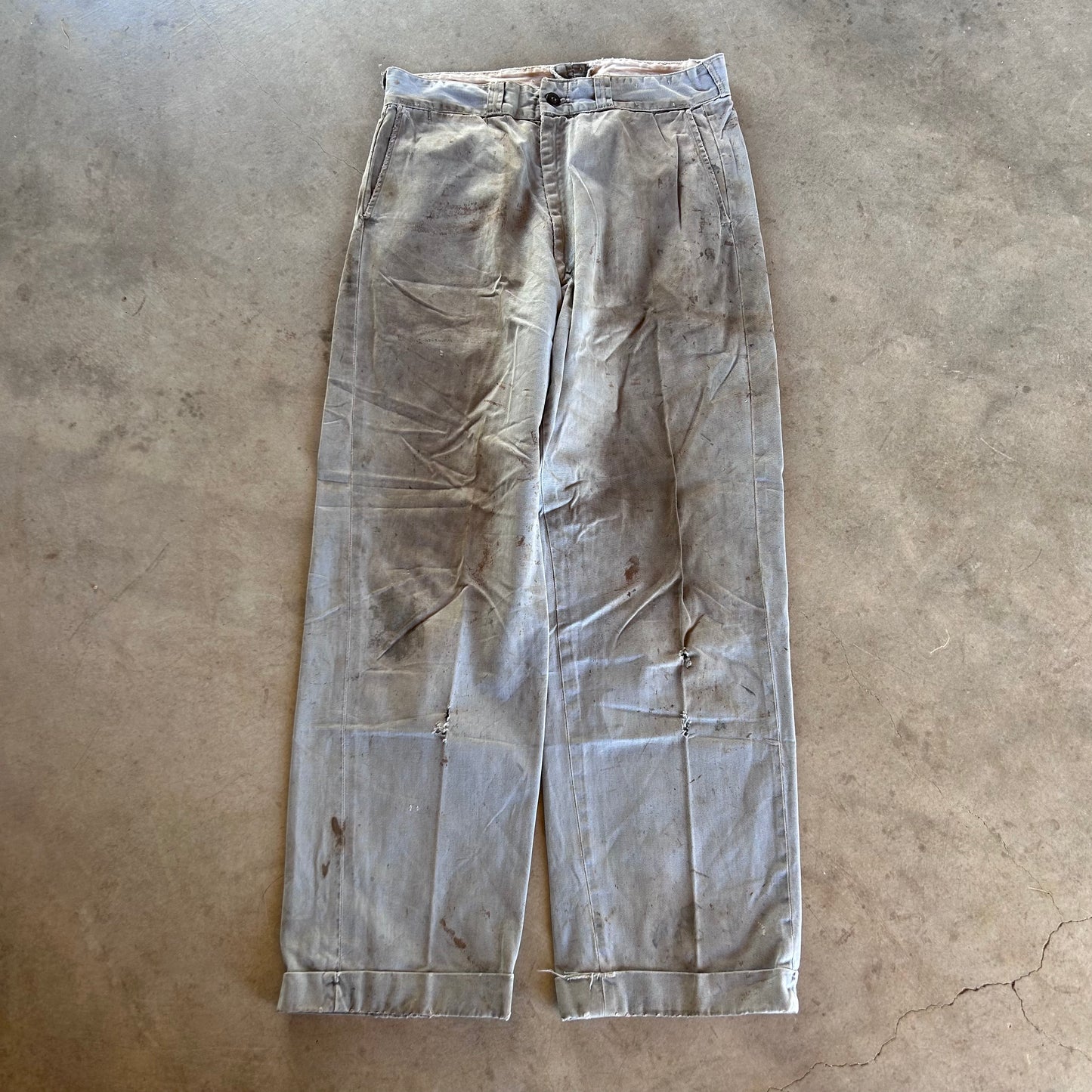 1950S GREY MUD WASH CHINOS