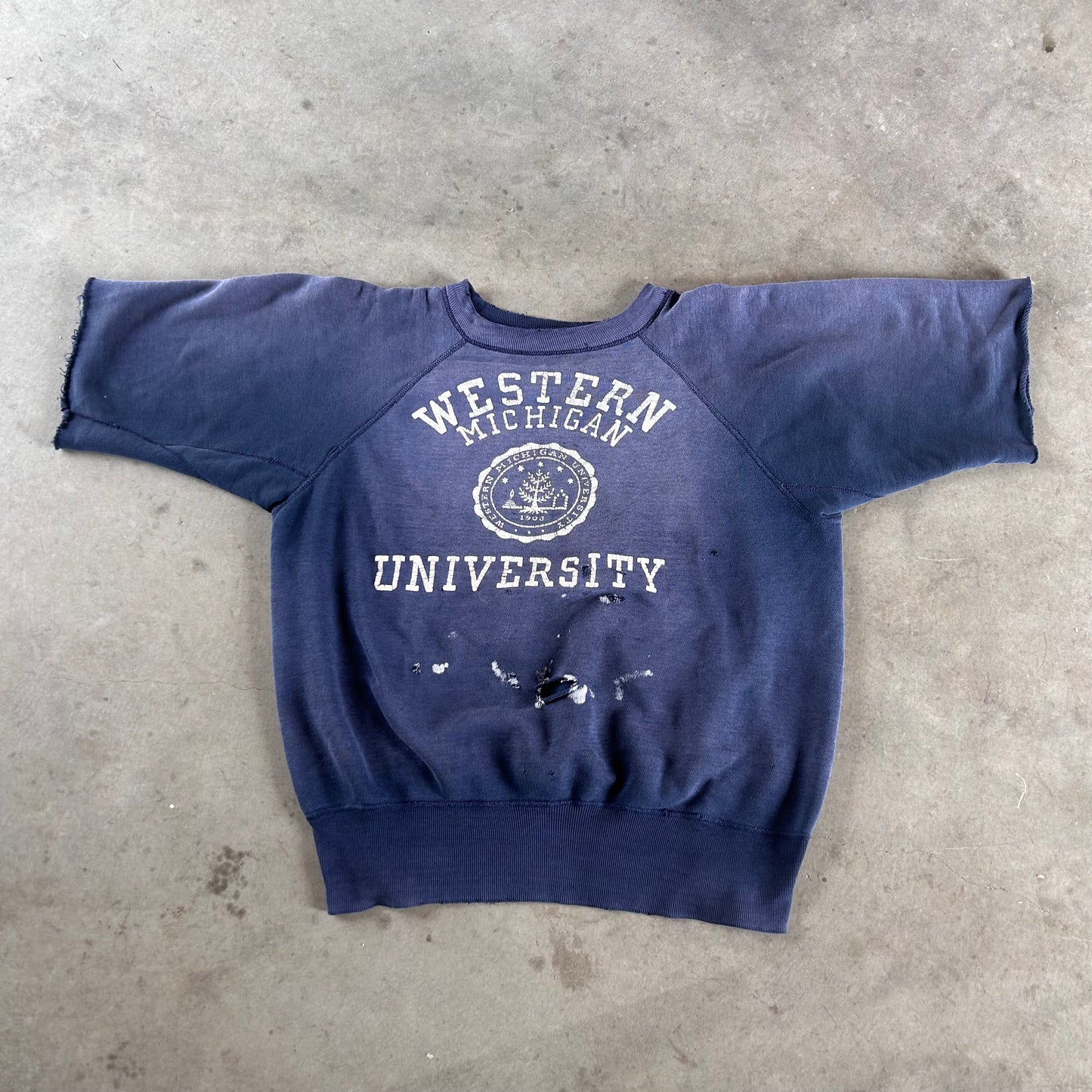 1950S FADED CUT OFF SWEATSHIRT