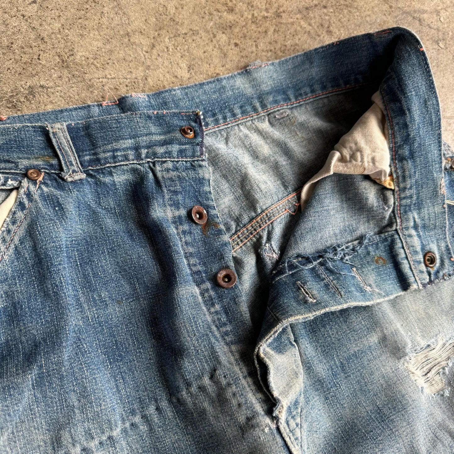 1940S REPAIRED DONUT BUTTON JEANS