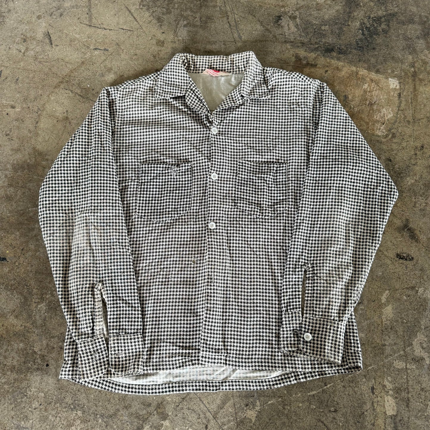 1950S HOUNDS TOOTH FLANNEL