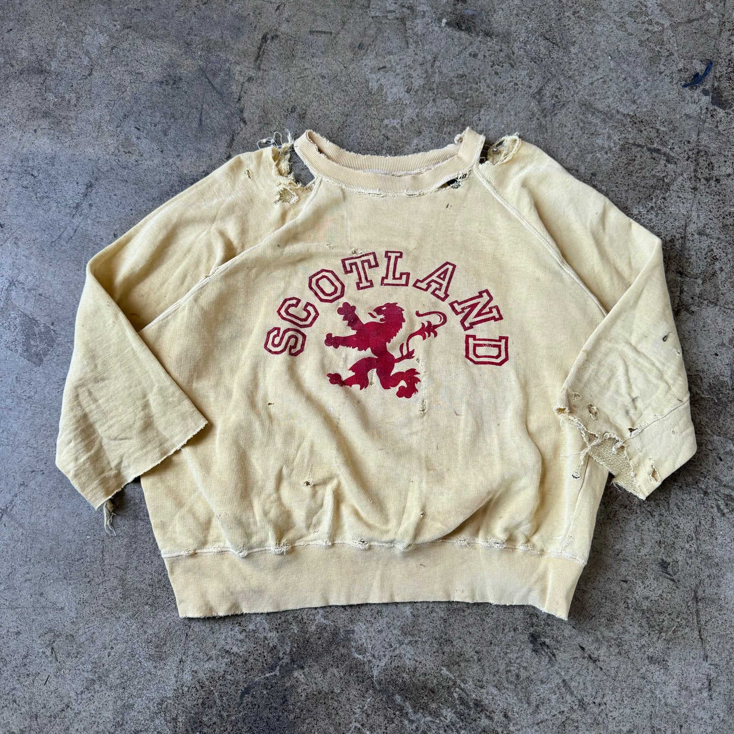 1950S THRASHED DRAGON SWEAT