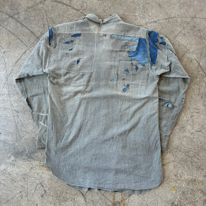 1940S SALT AND PEPPER THRASHED AND REPAIRED WORK SHIRT (M)