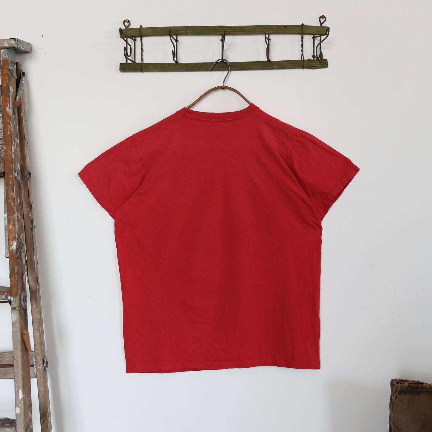 1970S FADED RED TEE