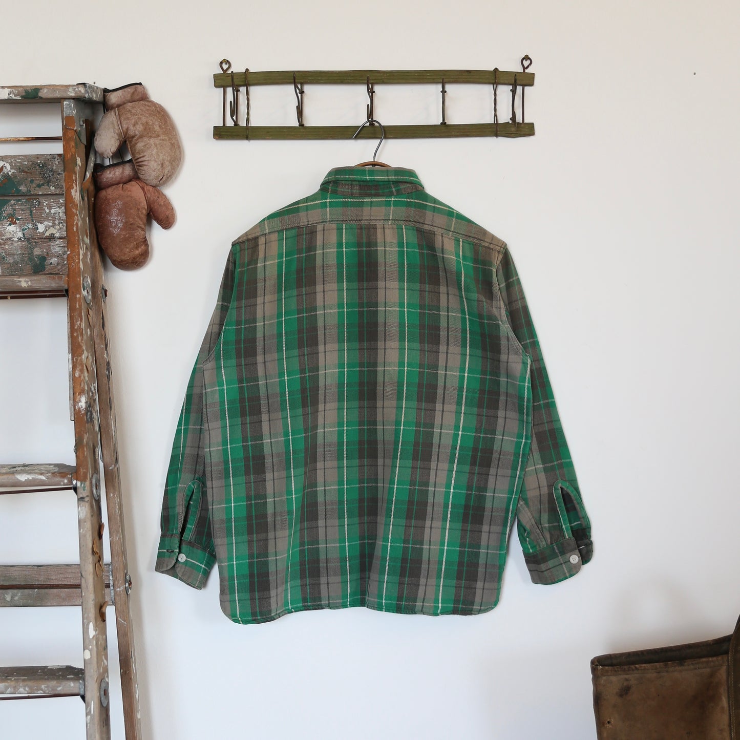 1950'S GREEN WOVEN WINTER KING FLANNEL